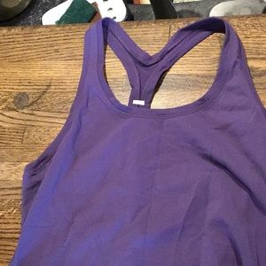 Lululemon top